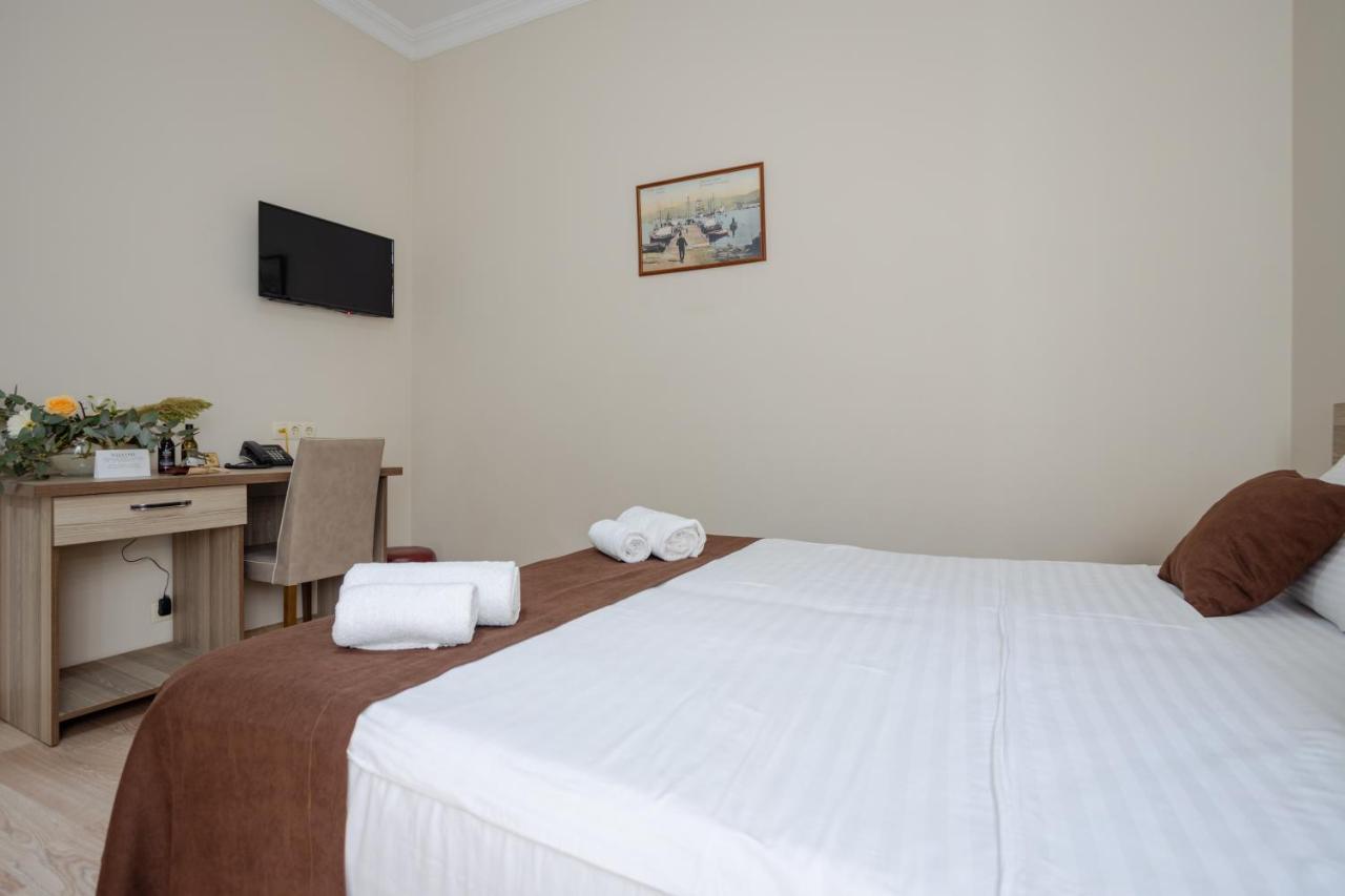Daisi Sunset Hotel Μπατούμι Εξωτερικό φωτογραφία