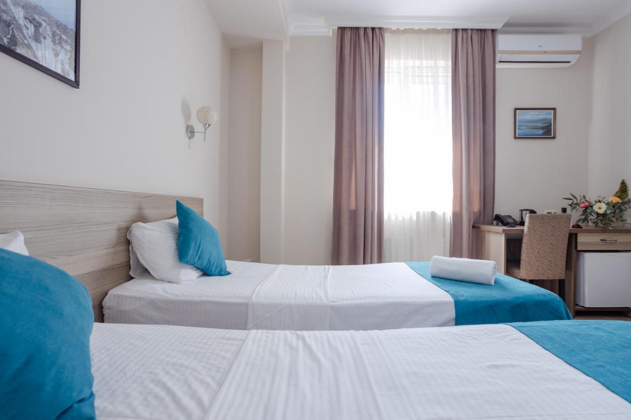 Daisi Sunset Hotel Μπατούμι Εξωτερικό φωτογραφία